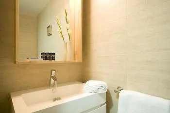 Aspasios Gran Via Apartment