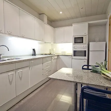 Aspasios Gran Via Apartment *