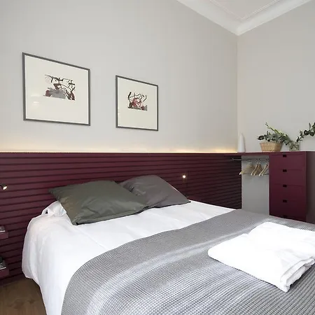 Aspasios Gran Via Apartment *