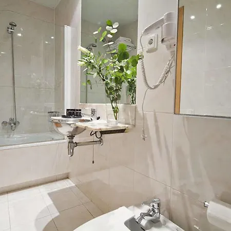 Aspasios Gran Via Appartement *